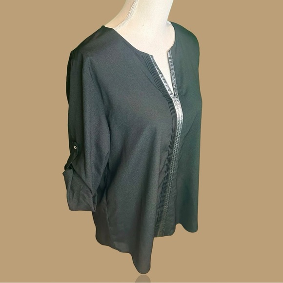 Calvin Klein Black & Silver Metallic Roll Tab Sleeve Notch Neck Blouse Size L - Picture 9 of 9